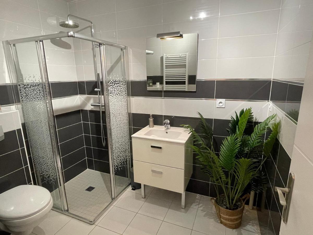 Studio Calme Et Cosy Saint-Julien-les-Villas Exterior photo